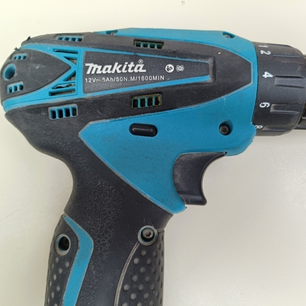 Шуруповерт Makita NoName