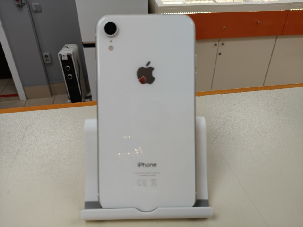 Смартфон Apple iPhone Xr 64Gb