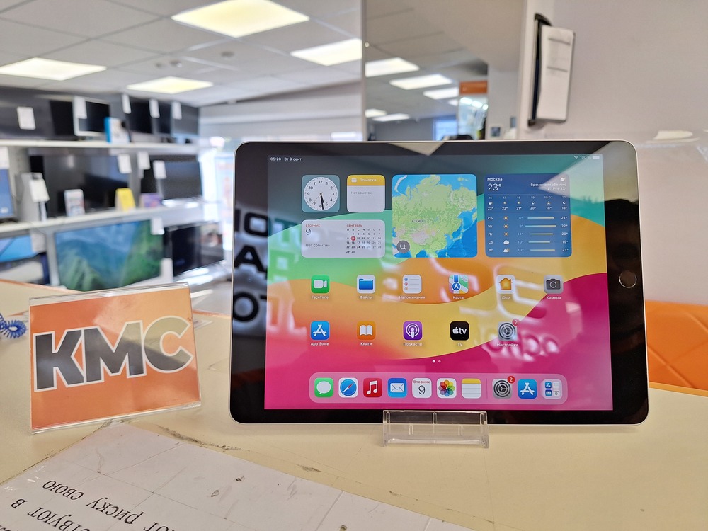 Планшет Apple iPad 9 64 ГБ (2021 A2602 (Wi-Fi)