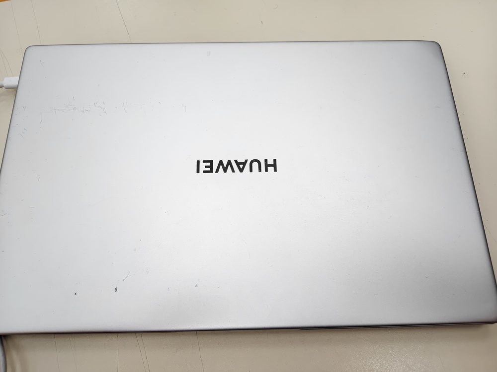Ноутбук Huawei; Core i3-10110U, Intel UHD Graphics, 8 Гб, 240 Гб, Нет