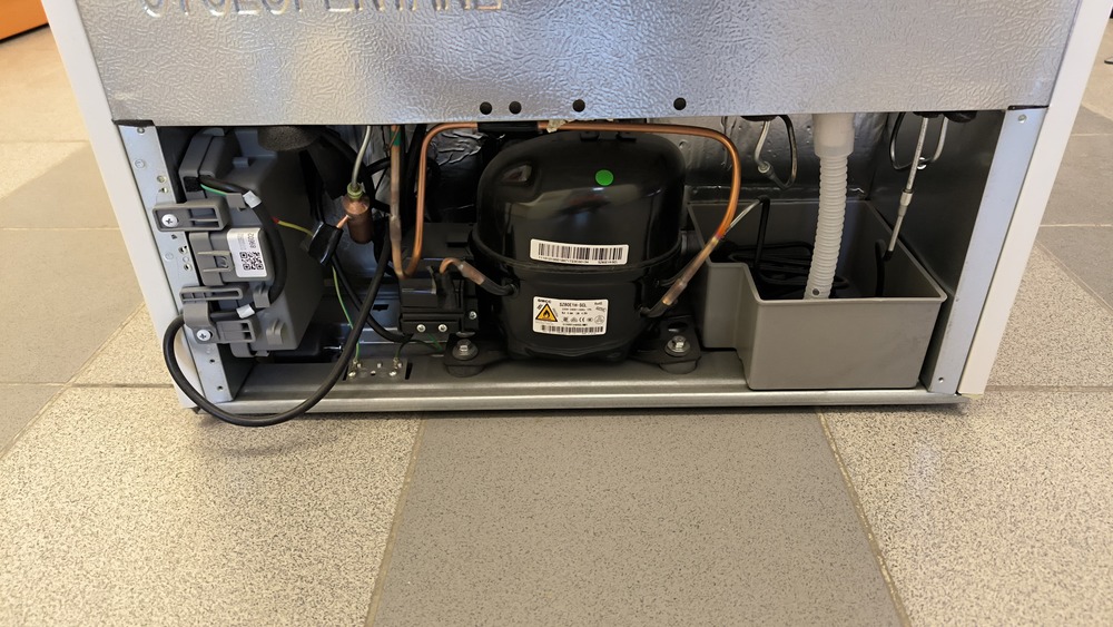 Холодильник Midea MDRB470MGF33OM
