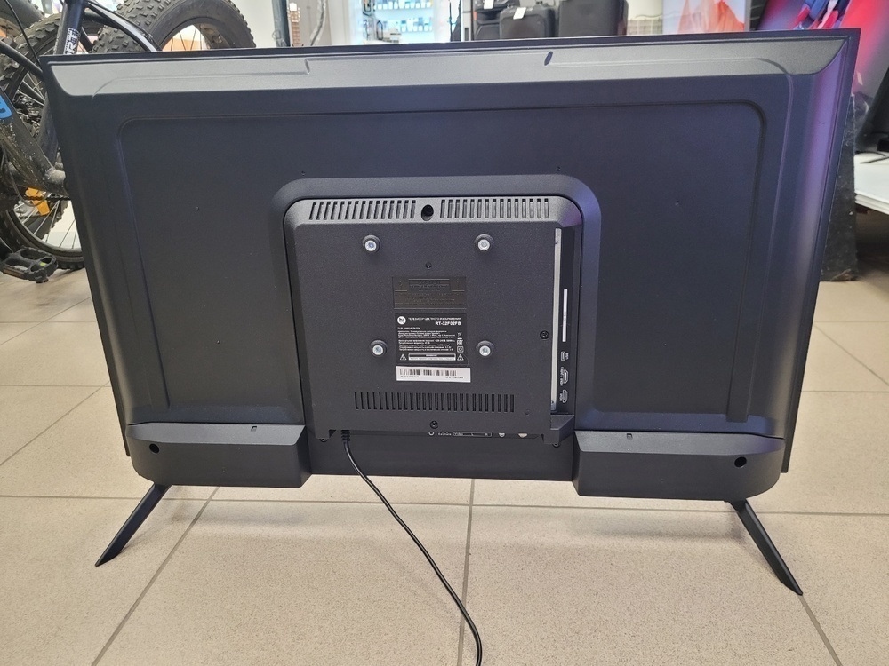 LED Телевизор HI RT-32F02FB