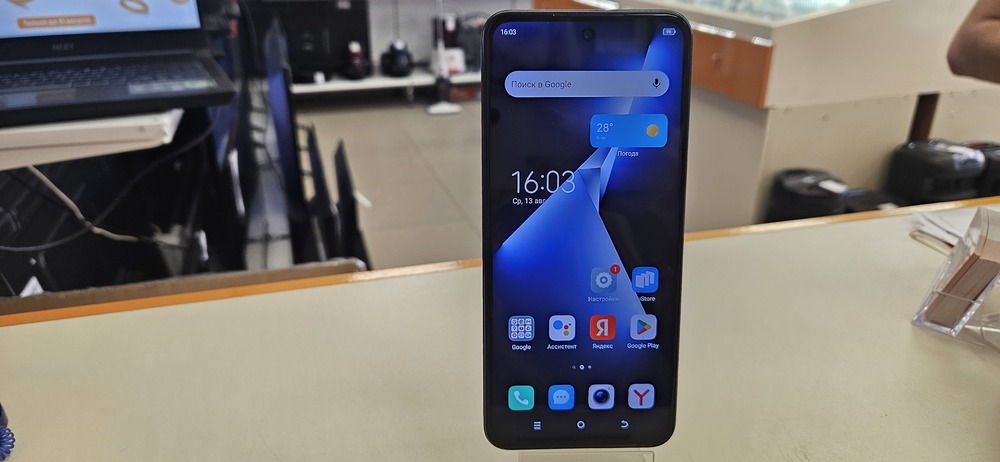 Смартфон Tecno Pova Neo 3 8/128