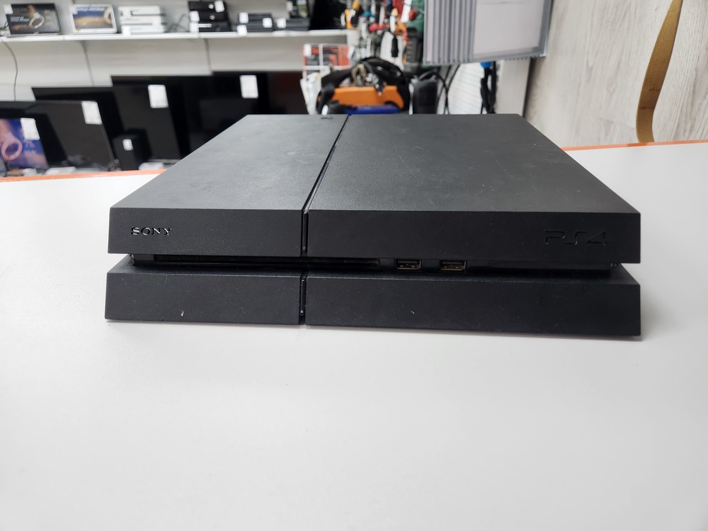 Игровая приставка PlayStation 4 FAT 1Tb