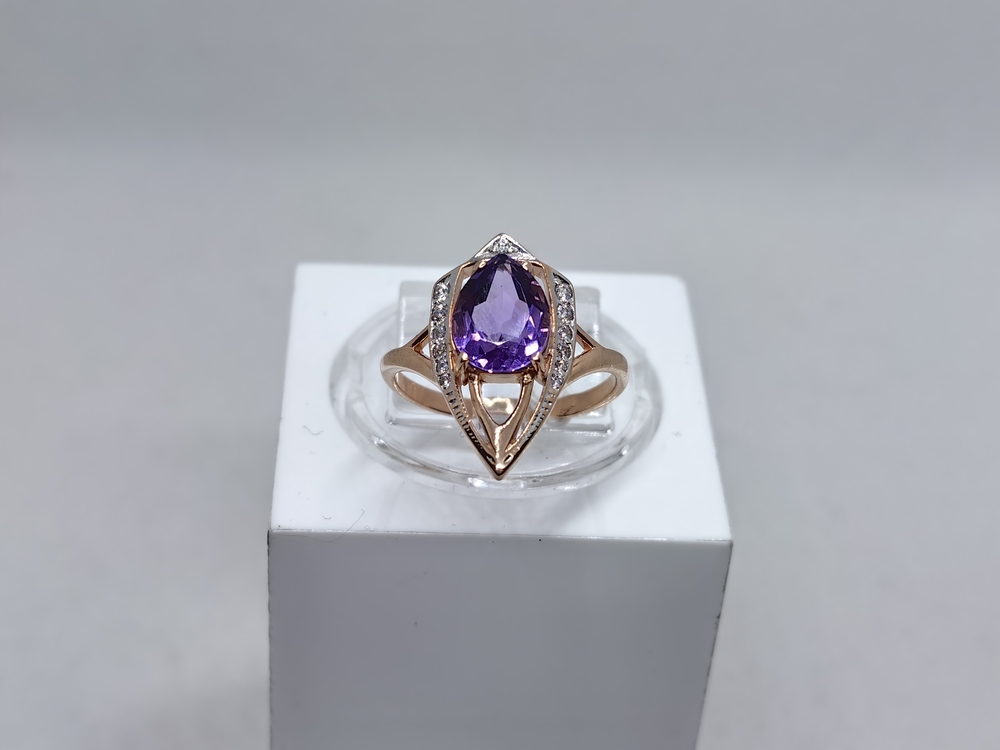 КОЛЬЦО С КАМНЯМИ (Au 585)