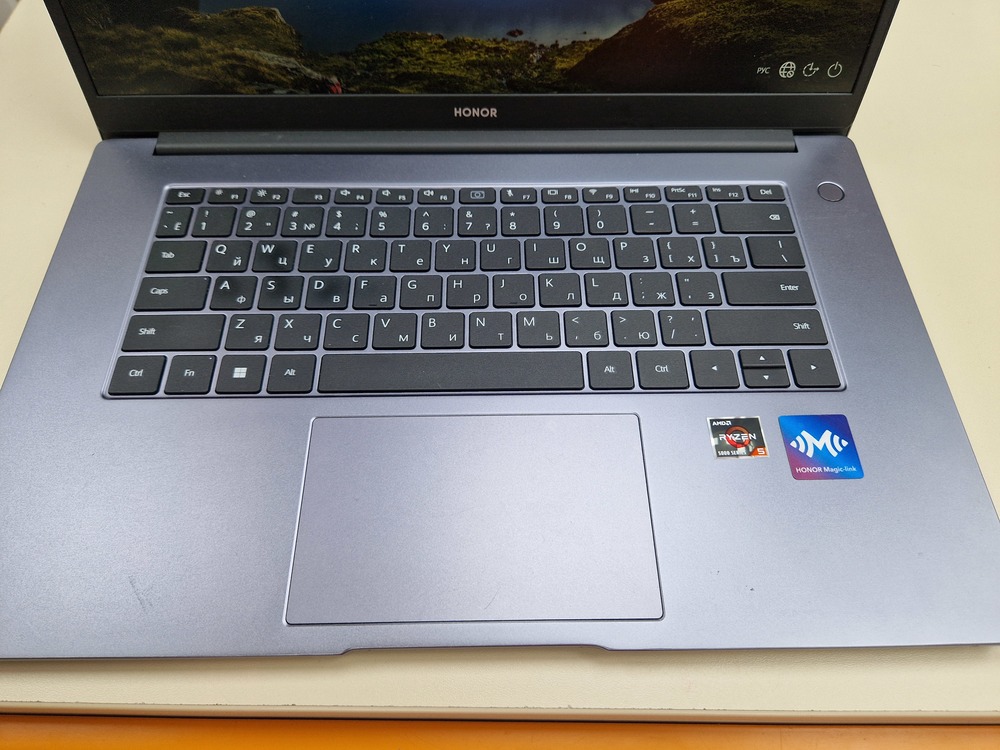 Ноутбук Honor bmh-wfq9hn; Ryzen 5-5500U, HD Graphics, 16 Гб, 500 Гб, Нет
