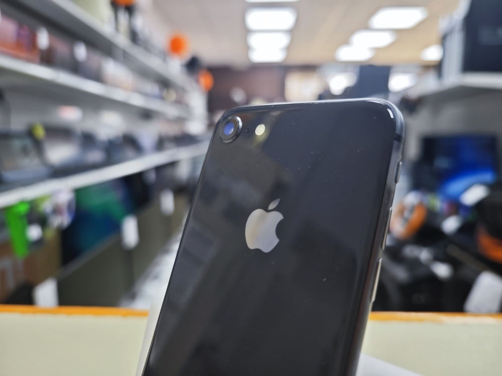 Смартфон Apple iPhone 8 64Gb