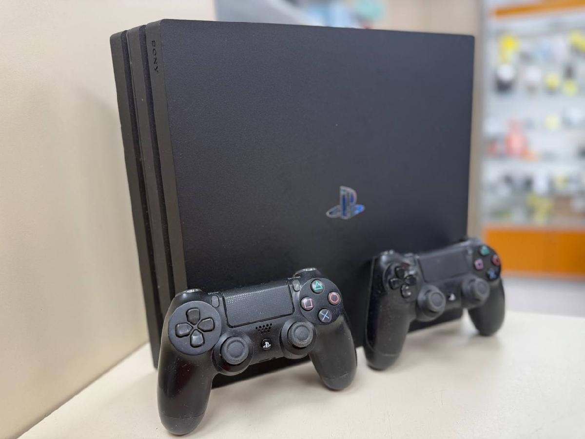 Игровая приставка PlayStation 4 Pro 1Tb