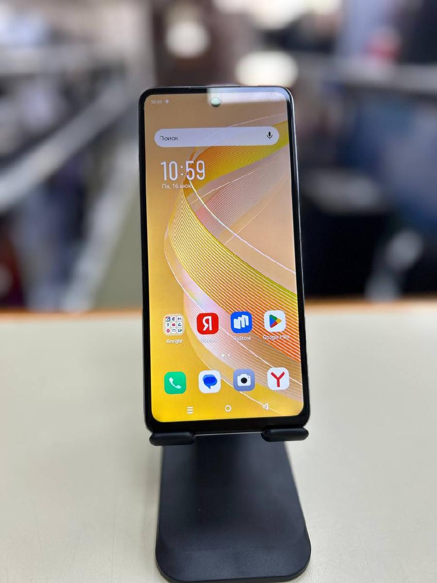 Смартфон Infinix Smart 8 4/128