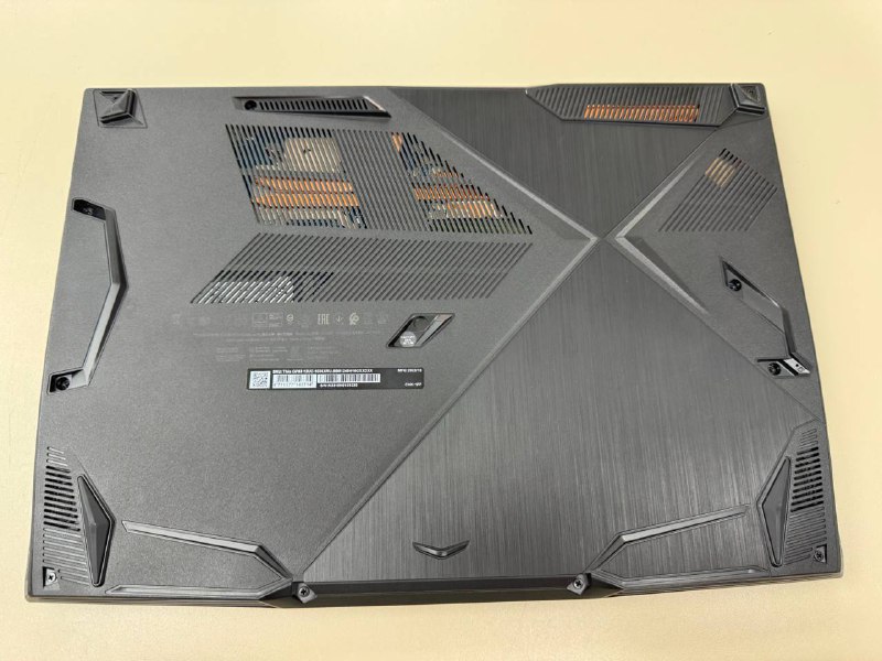 Ноутбук MSI; Core I5-12450H, GeForce RTX 3050, 16 Гб, 500 Гб, Нет