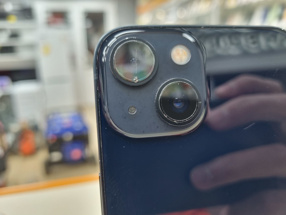 Смартфон Apple iPhone 13 128Gb