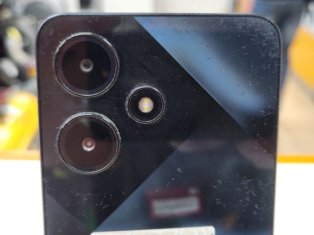 Смартфон Infinix HOT 30i 8/128