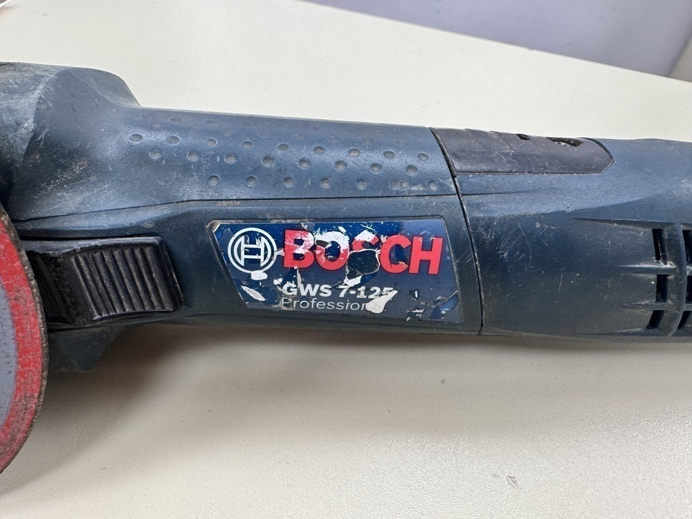 Угловая шлифмашина Bosch GWS 7-125