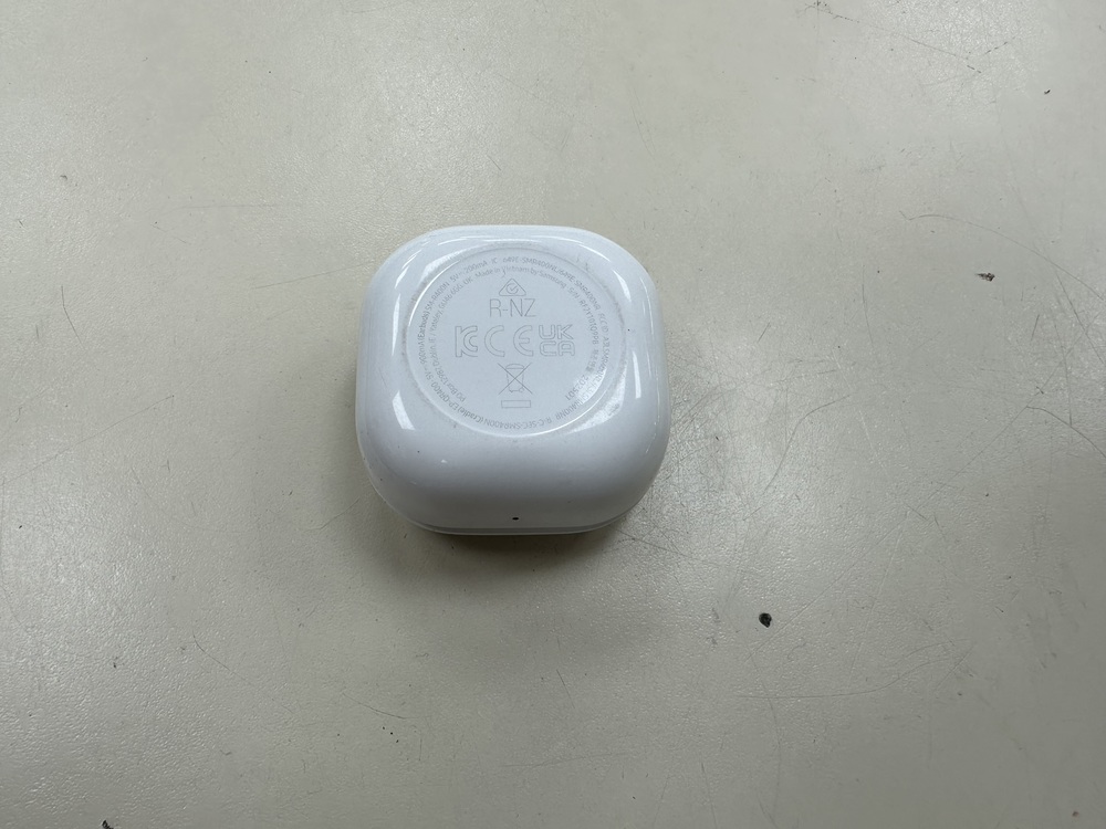 Наушники беспроводные Samsung BUDS FE