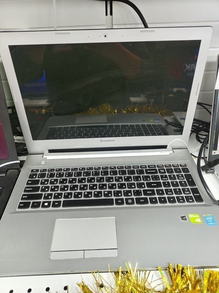 Ноутбук Lenovo Z50-70; Core i5-4210U, GeForce 840M, 8 Гб, 120 Гб, Нет