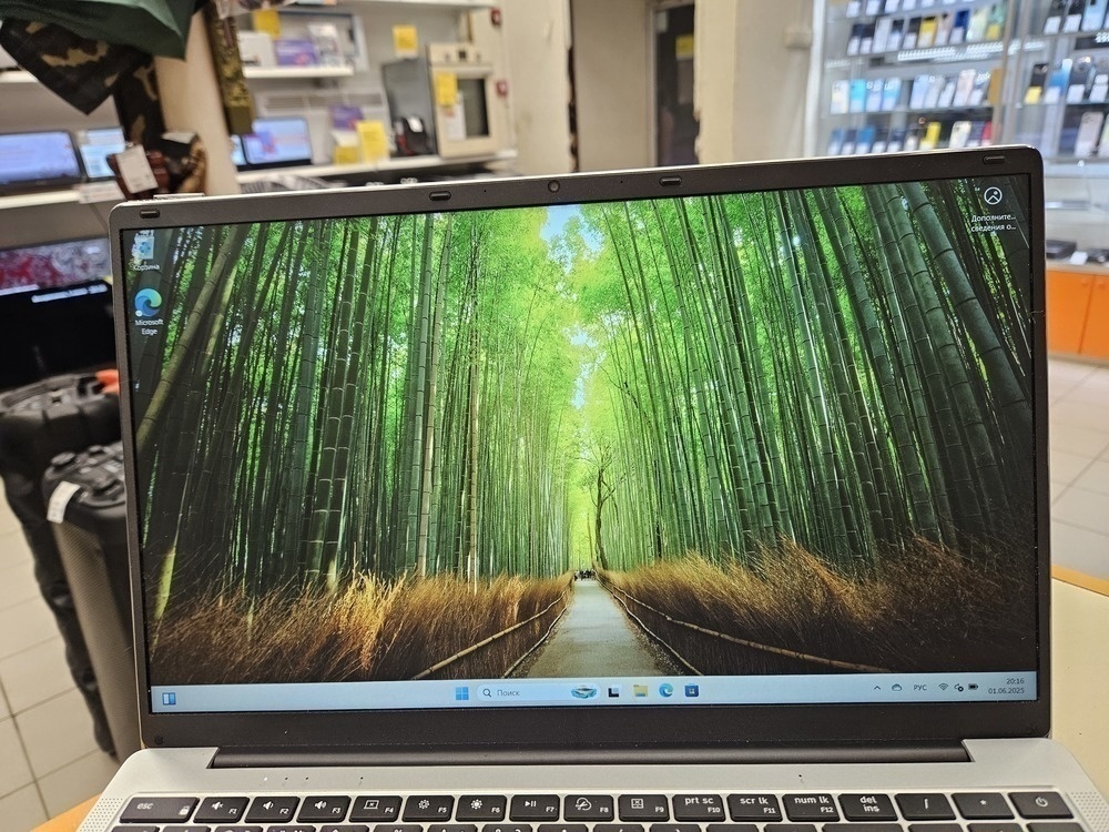 Ноутбук Dexp c5801; Celeron N4020, Intel UHD Graphics 600, 8 Гб, 256 Гб, Нет