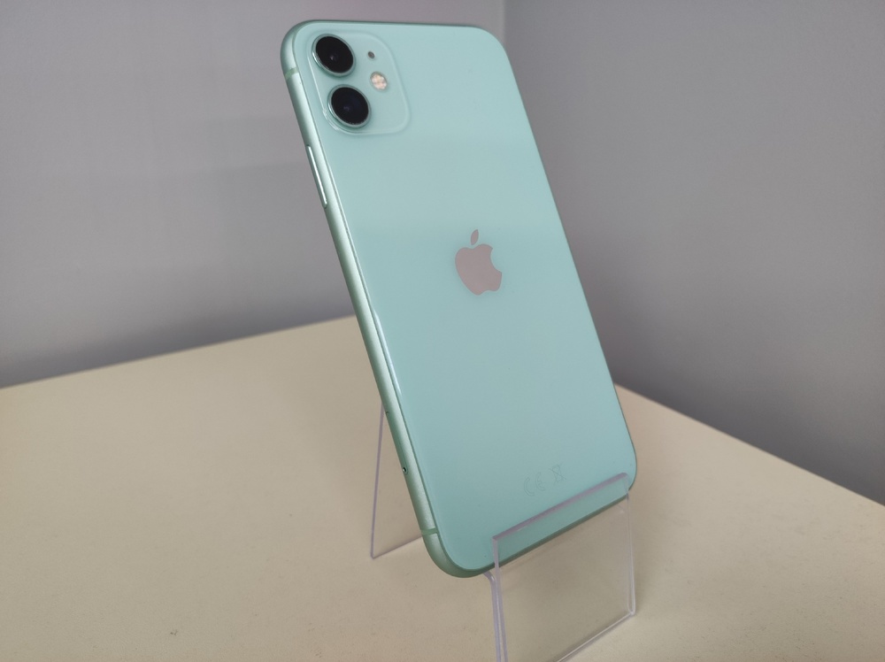 Смартфон Apple iPhone 11 64Gb