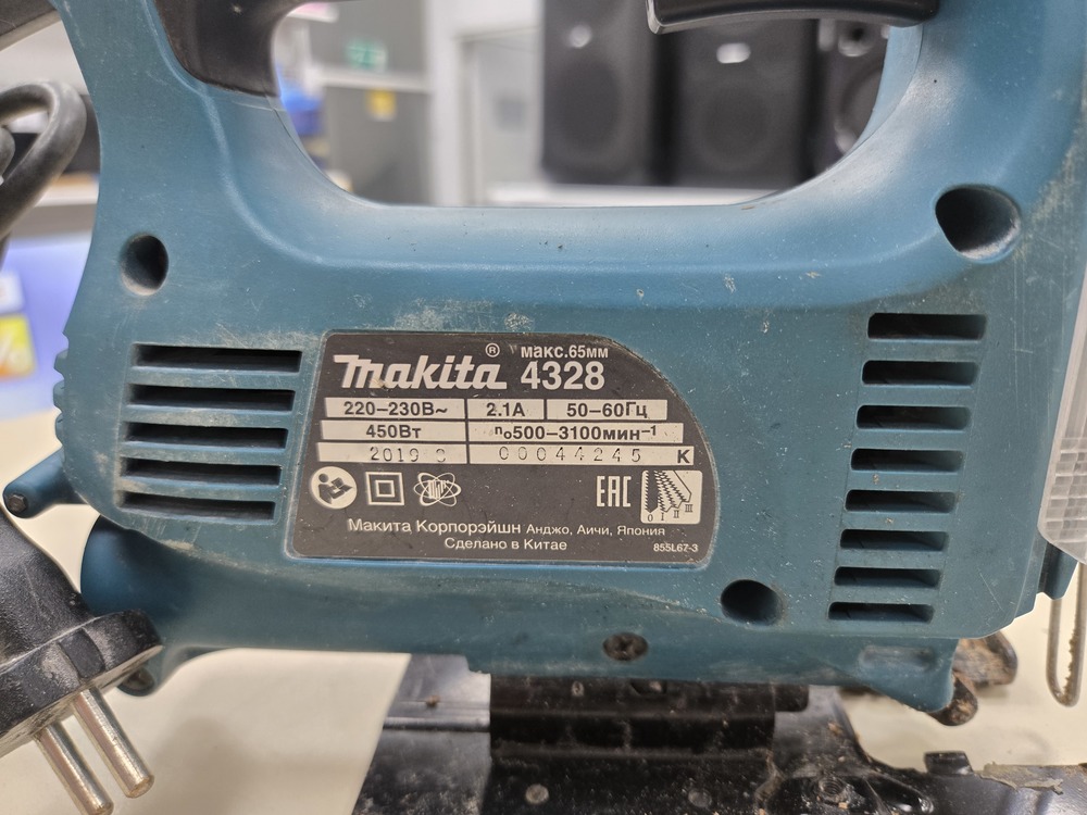 Лобзик Makita 4328