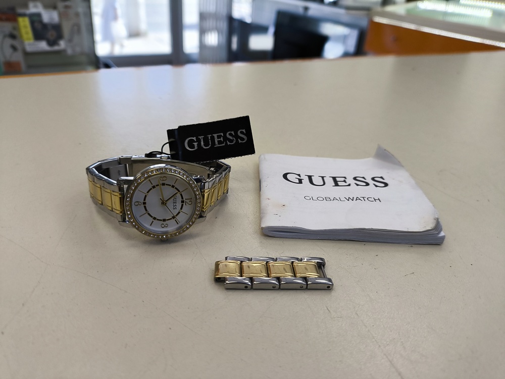 Часы наручные GUESS GW0468L4