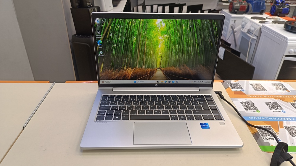 Ноутбук HP; Core i5-1235U, Intel Iris Graphics , 8 Гб, 512 GB, Нет
