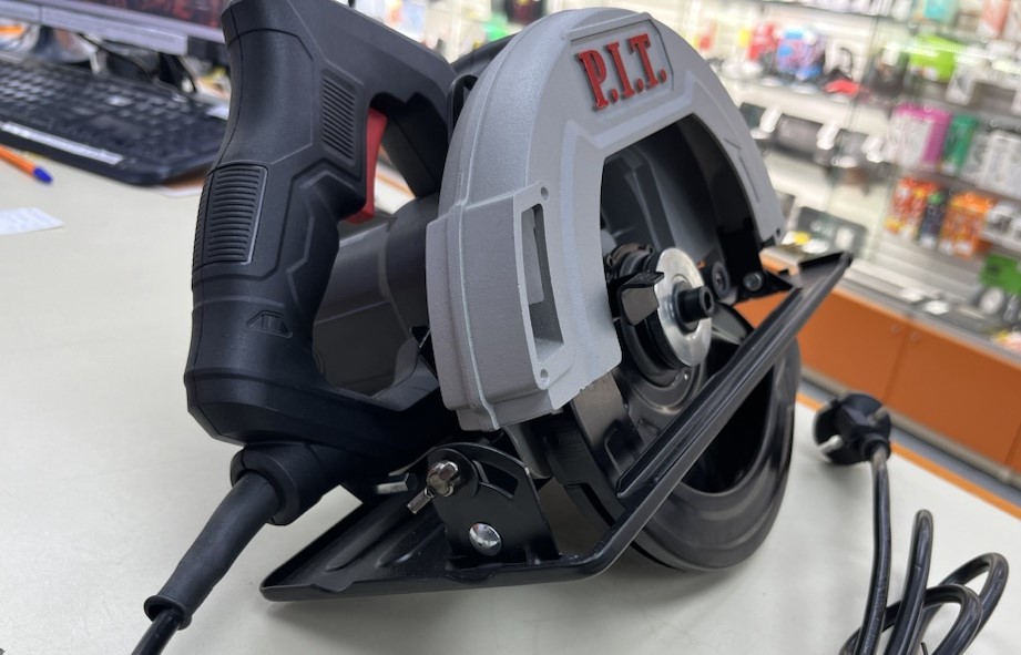 Дисковая пила P.I.T. PKS185-C4