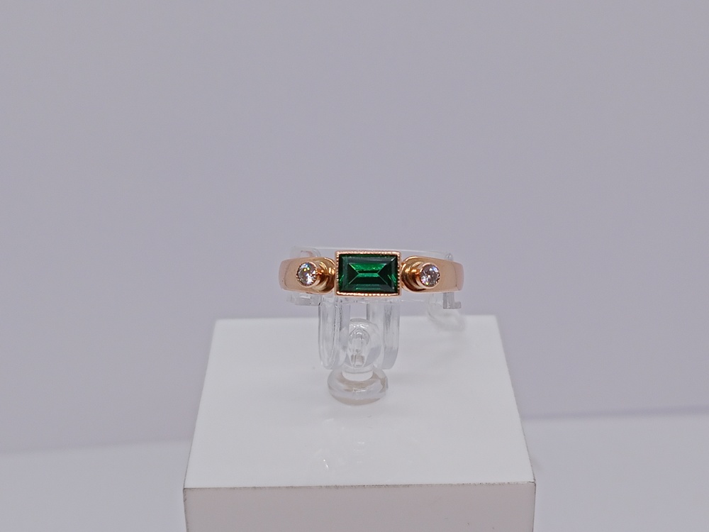 КОЛКМИ585 КОЛЬЦО С КАМНЯМИ (Au 585)