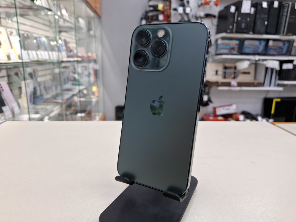 Смартфон Apple iPhone 13 Pro 256Gb