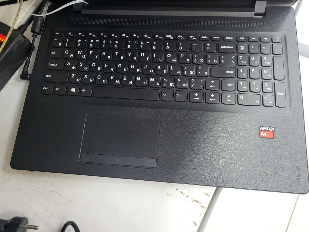 Ноутбук Lenovo 110-15acl; A4-7210, Radeon R5 M330, 8 Гб, 256 Гб, Нет