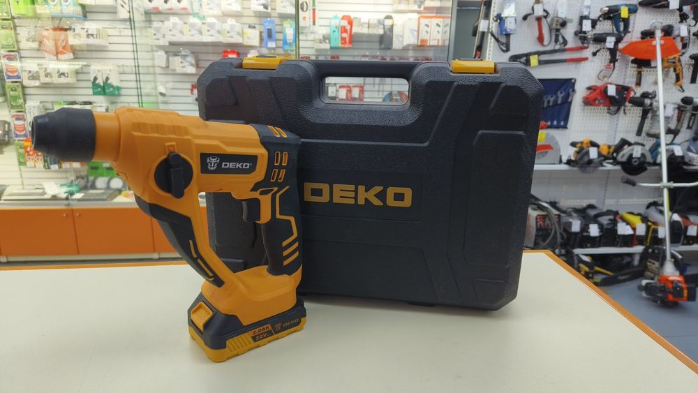 Перфоратор Deko DKCH20