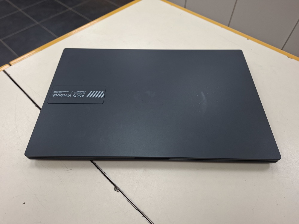 Ноутбук ASUS E1404F; Ryzen 5 7520U, AMD Radeon (TM) Graphics, 8 Гб, 512 GB, Нет