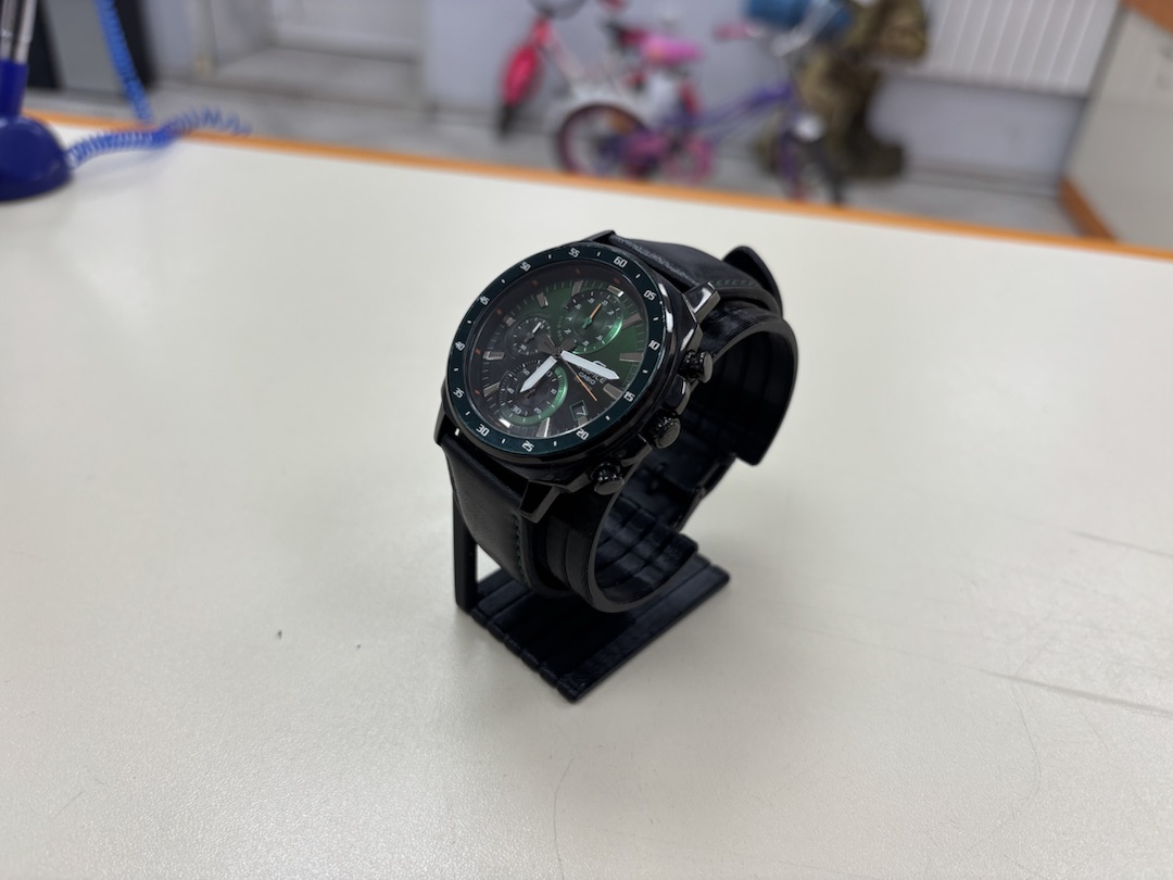 Часы наручные Casio EFV-600DW