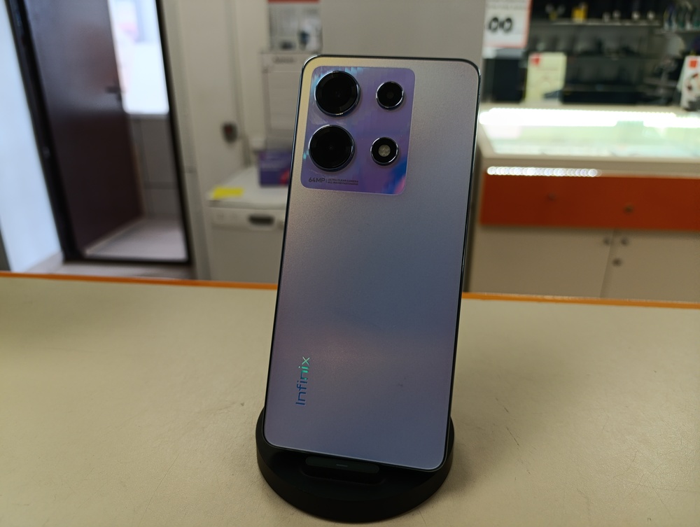 Смартфон Infinix Note 30 8/256