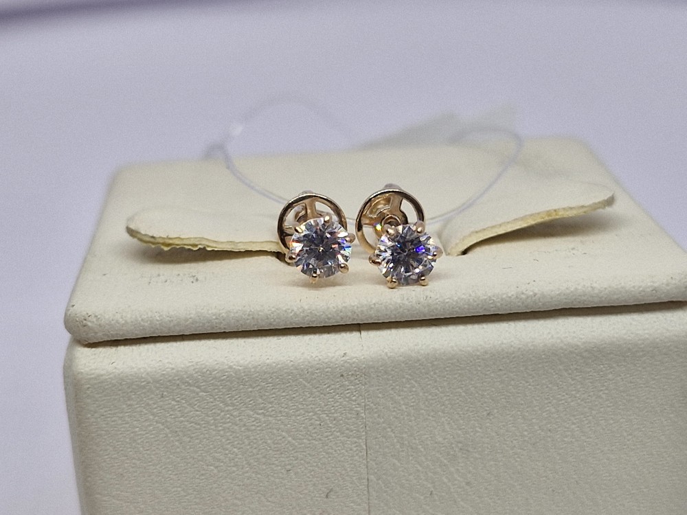 СЕРЬГИ ПУСЕТЫ с камнем (Au 585)