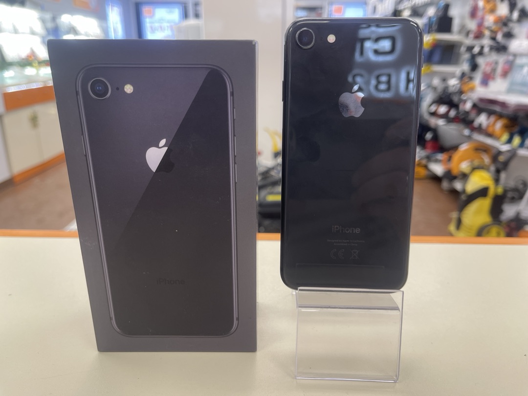 Смартфон Apple iPhone 8 64Gb