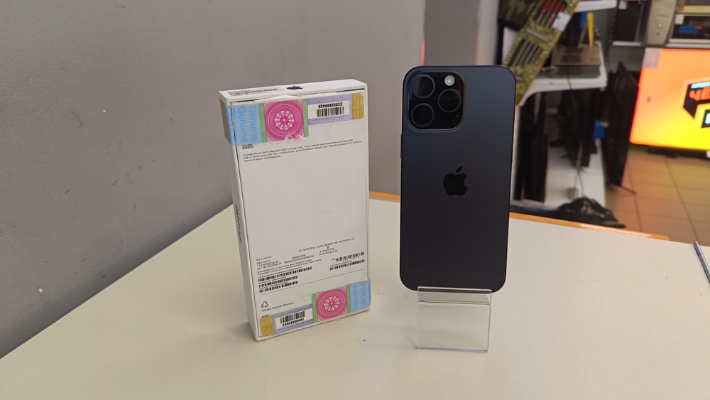 Смартфон Apple Iphone 16 Pro Max 256Gb