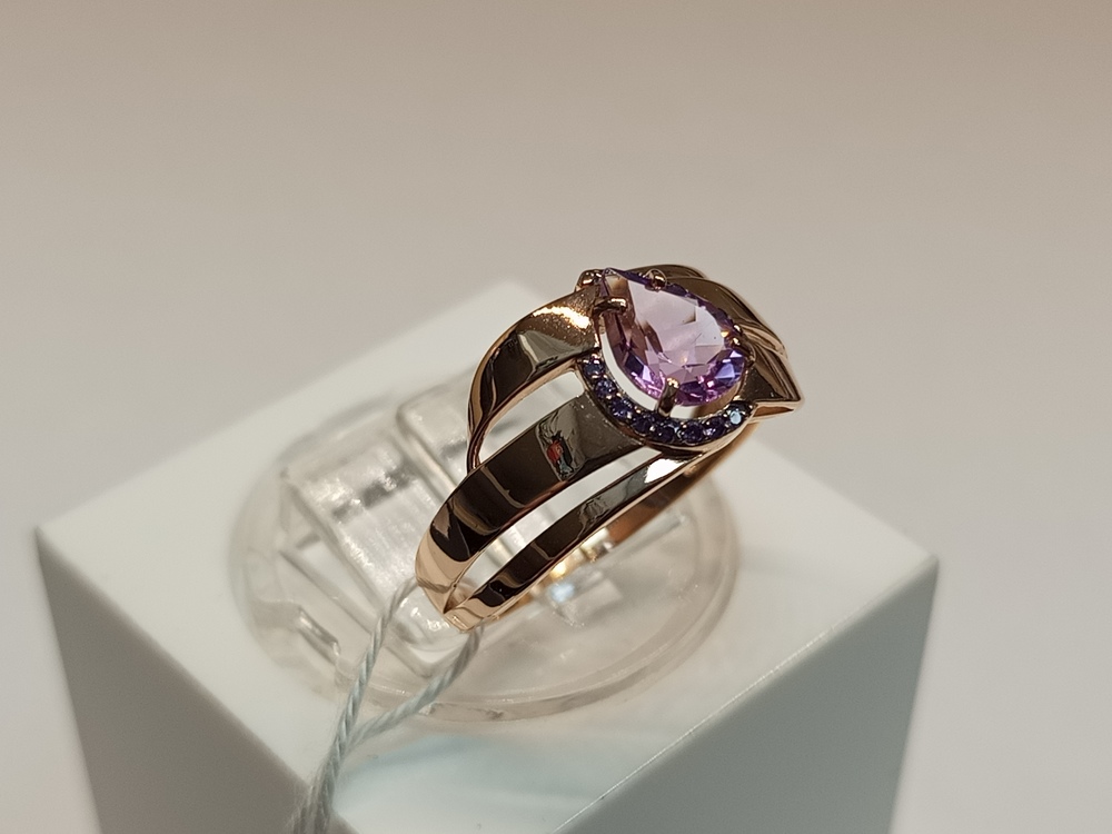 КОЛЬЦО С КАМНЯМИ (Au 585)