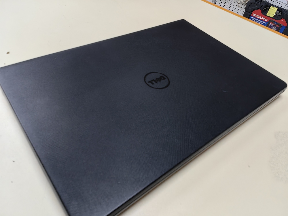 Ноутбук DELL; Core i3-4005U, HD Graphics famile, 4 Гб, 120 Гб, Нет