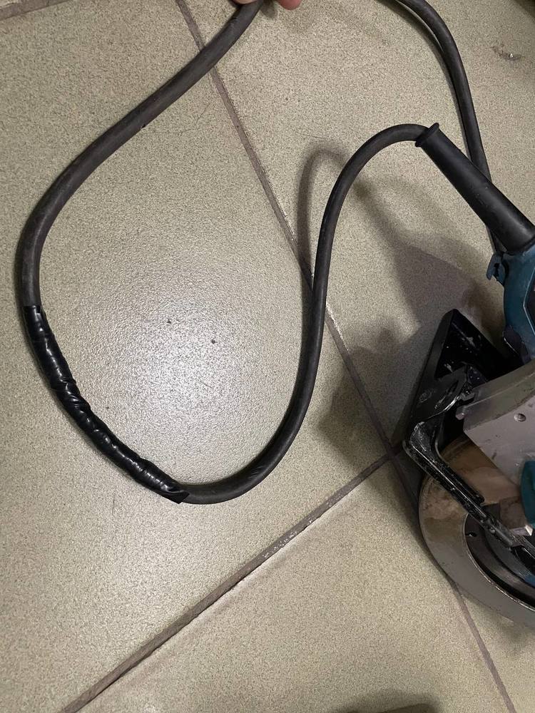 Дисковая пила Makita HS7600;