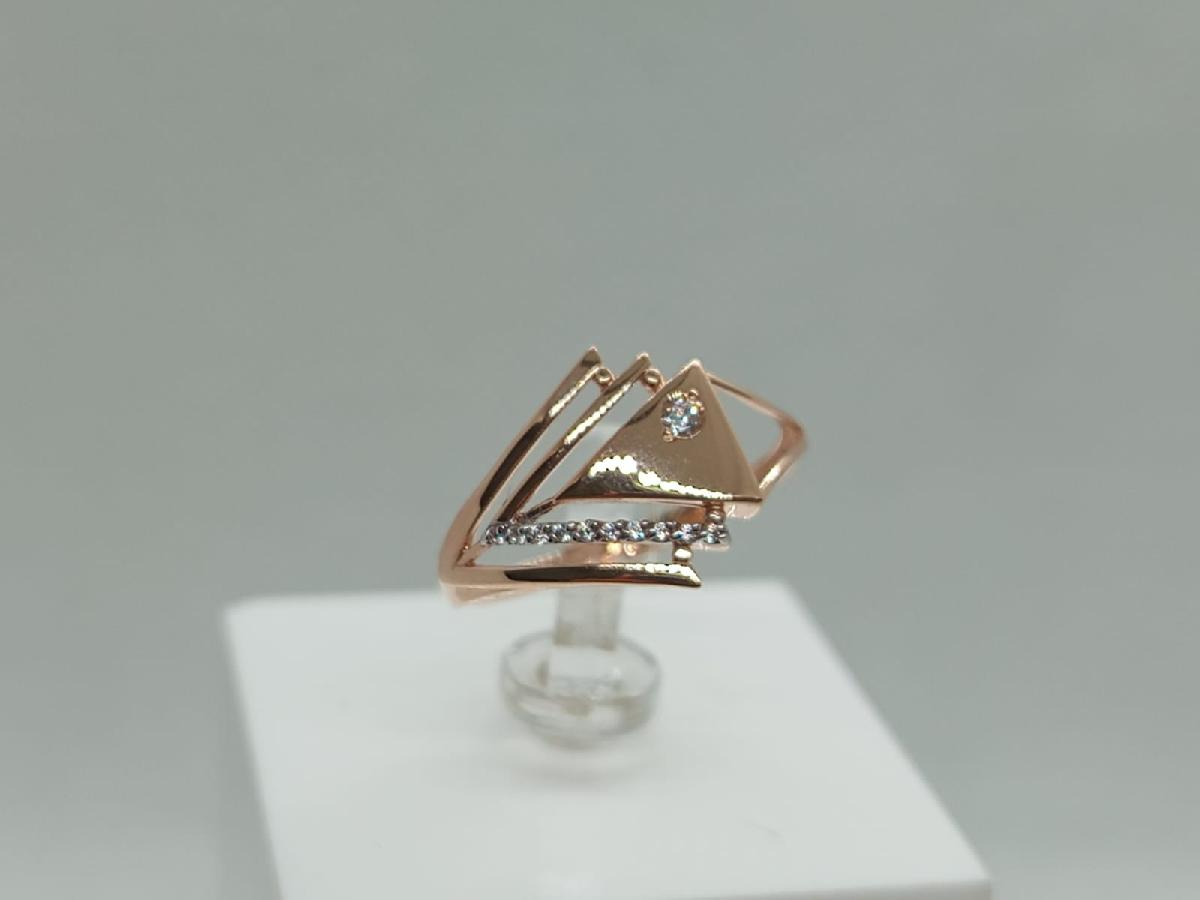 КОЛЬЦО С КАМНЯМИ (Au 585)