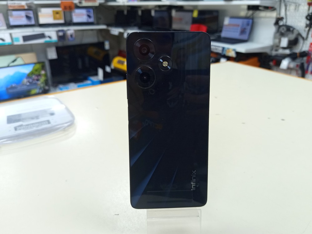 Смартфон Infinix HOT 30 8/128