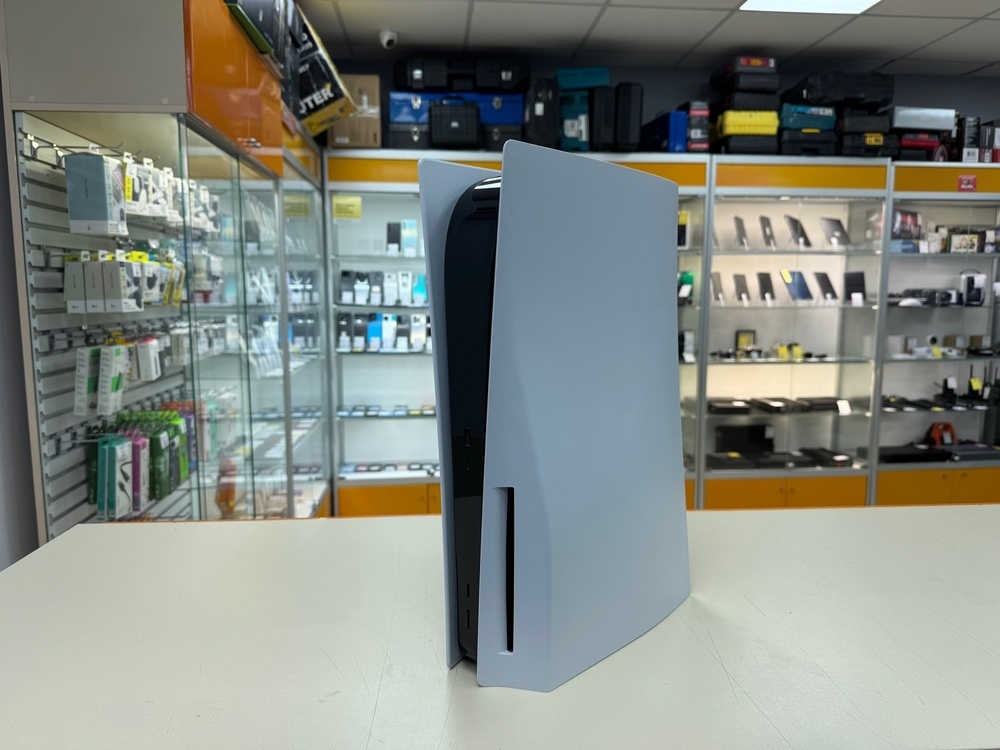 Игровая приставка PlayStation 5 825Gb (С дисководом)