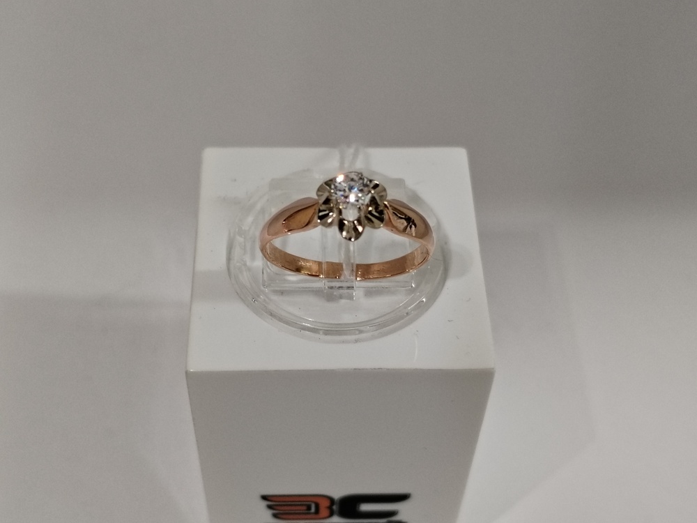 КОЛКМ585 КОЛЬЦО С КАМНЕМ (Au 585)