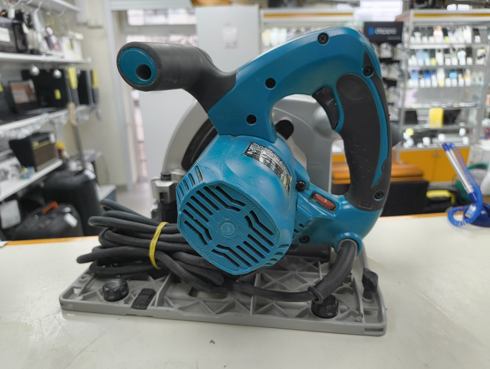Дисковая пила Makita CA5000
