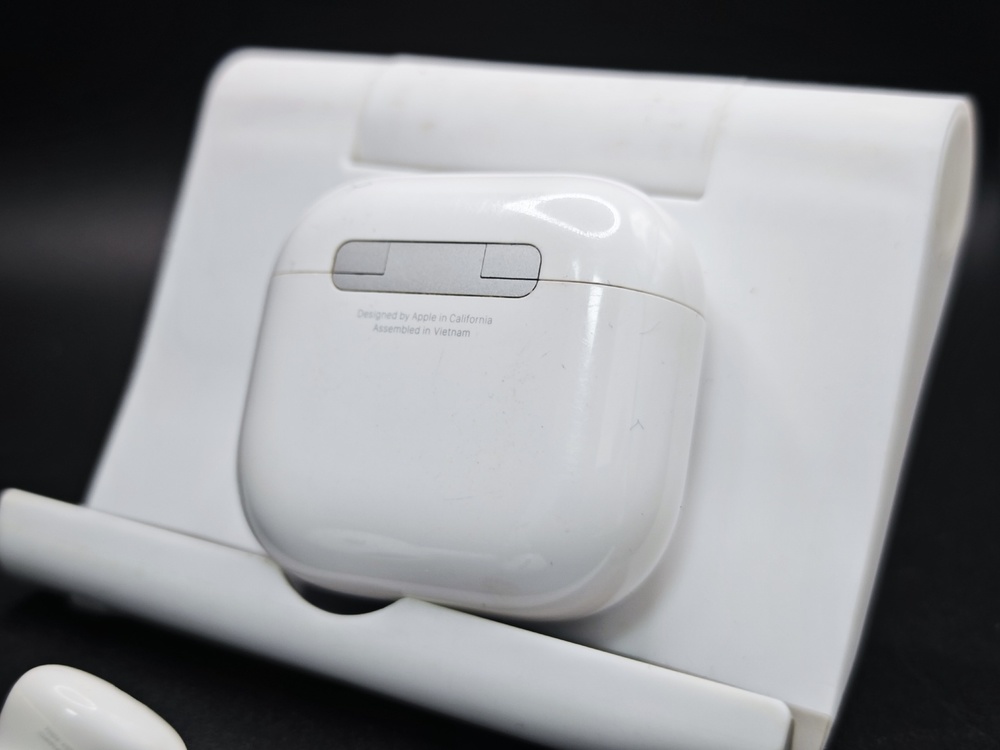 Наушники беспроводные Apple AirPods 4 с ANC