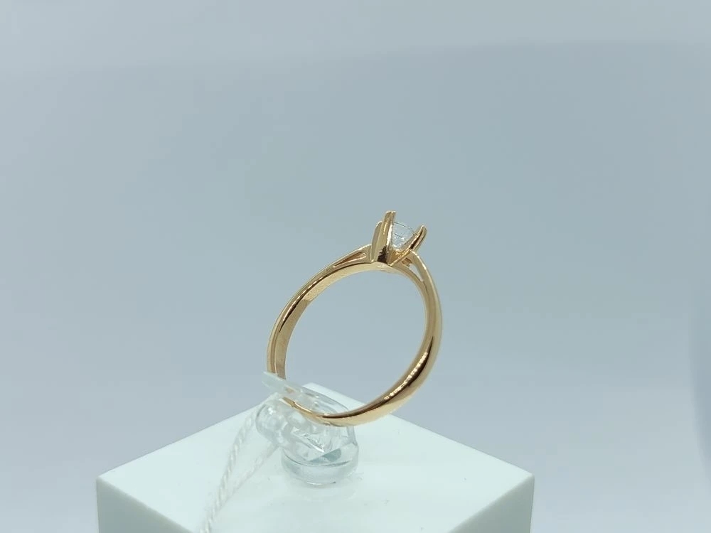 КОЛКМ585 КОЛЬЦО С КАМНЕМ (Au 585)