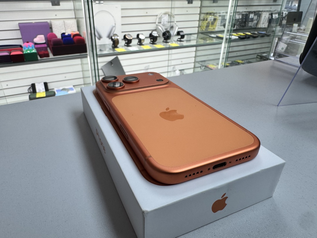 Смартфон Apple Iphone 17 Pro 256Gb eSim