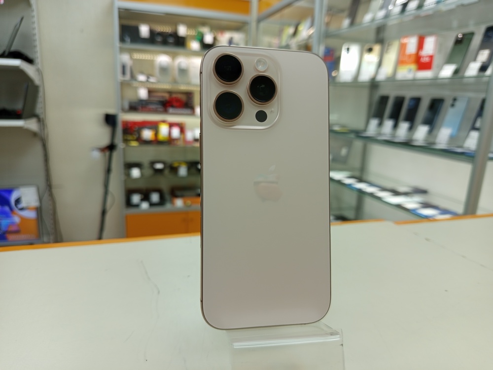 Смартфон Apple Iphone 16 Pro 256Gb