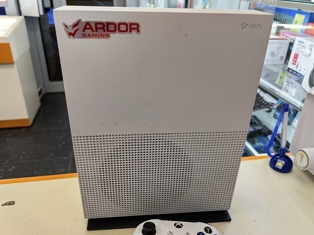 Игровая приставка Xbox One S 500Gb