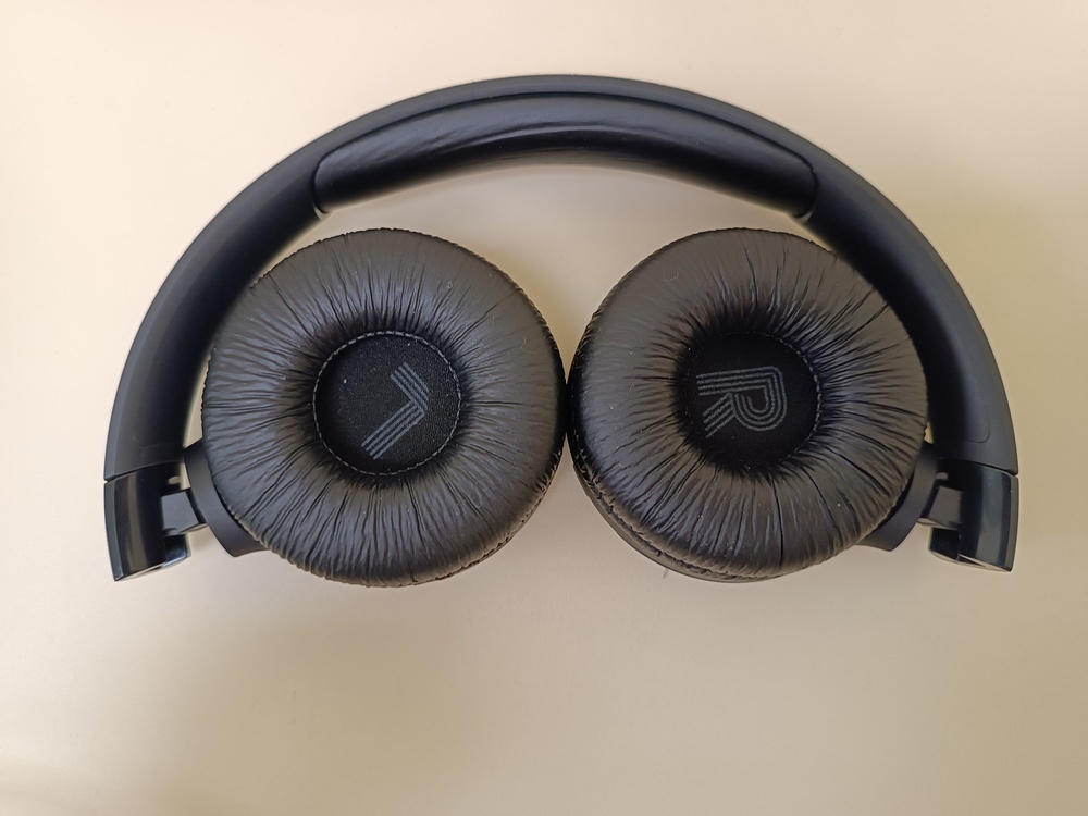 Наушники безпроводные JBL TUNE 560BT