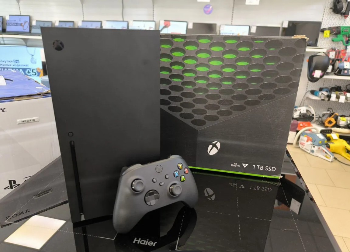 Игровая приставка Xbox Series X 1Tb